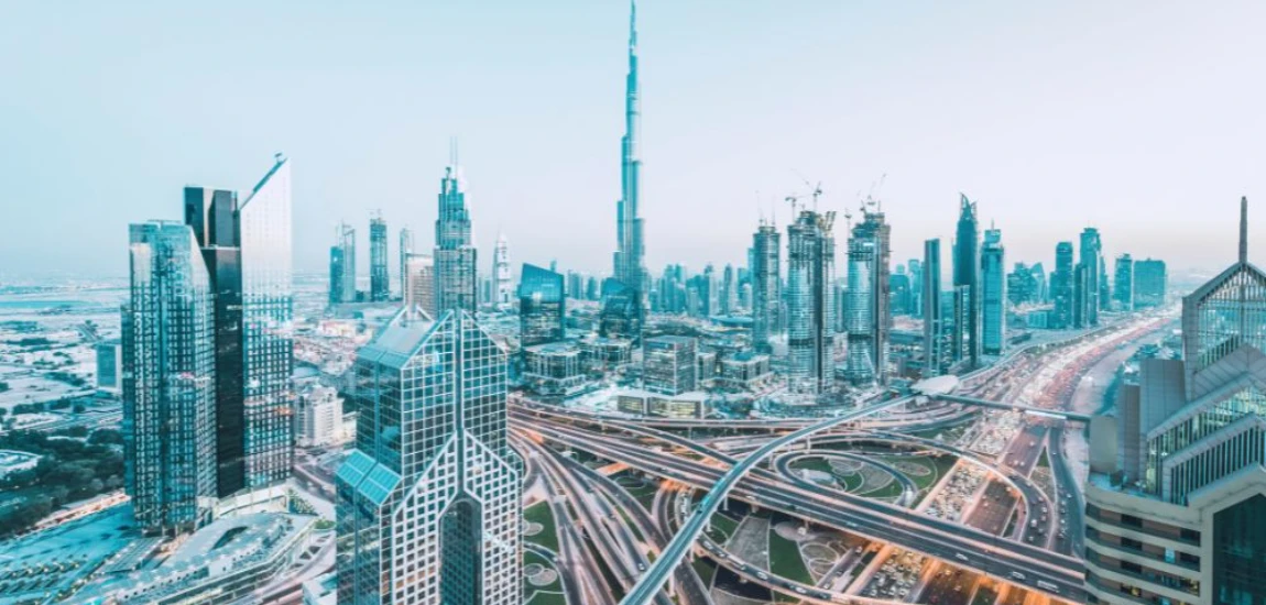 Dubai Unveiled: Luxury Resorts, Desert Safaris, and Cultural Gems