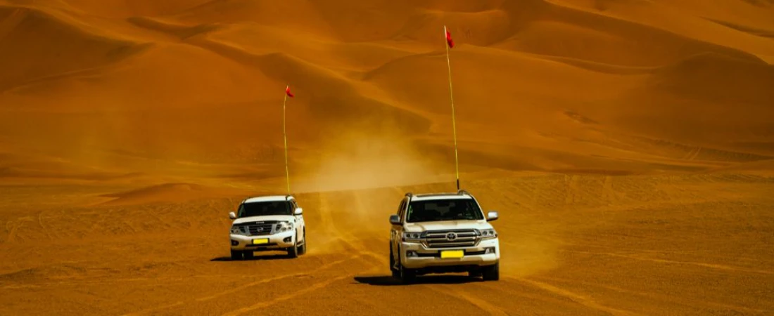 Dubai Unveiled: Luxury Resorts, Desert Safaris, and Cultural Gems