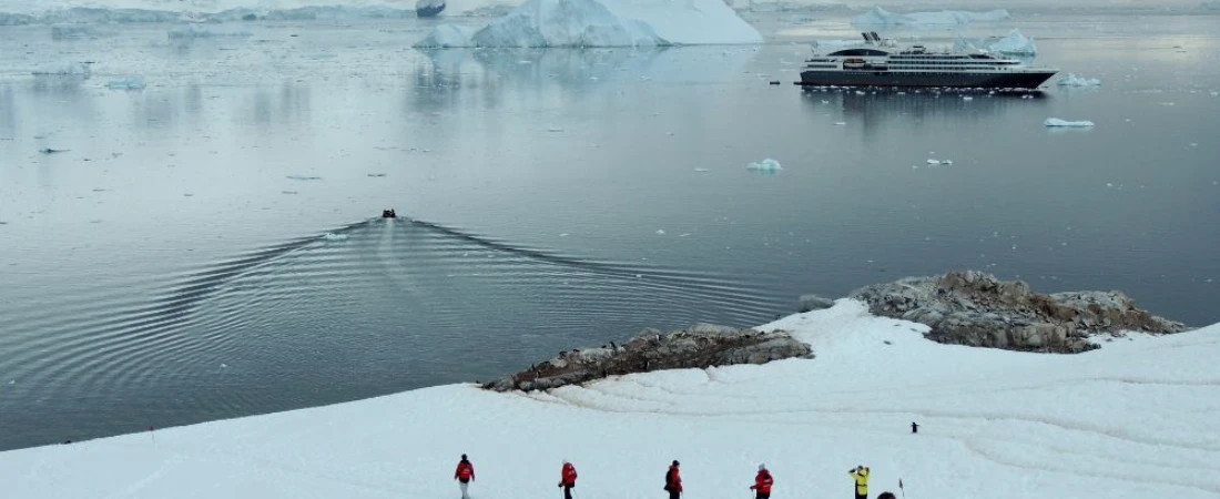 Antarctica Travel Guide 2025: Plan Your Ultimate Polar Adventure