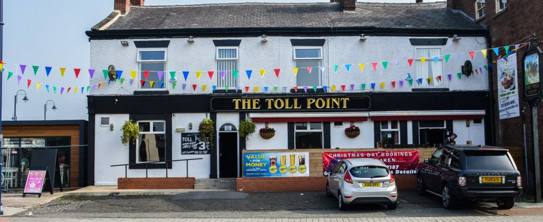 20 Top Traditional British Pubs and Eats in Denton, UK