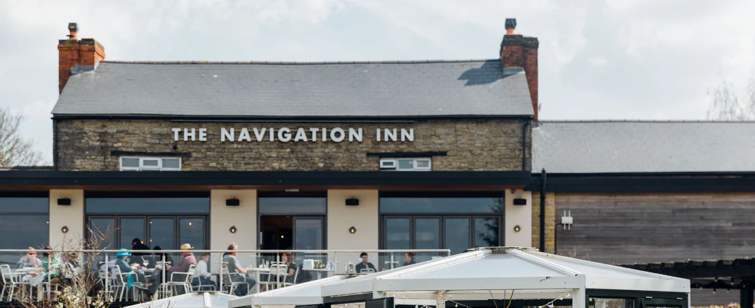 20 Top Traditional British Pubs and Eats in Denton, UK
